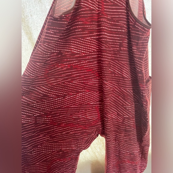 Free People Movement Printed Hotshot jumpsuit Merlot Burgundy Dot Pattern Sz M - Picture 5 of 5